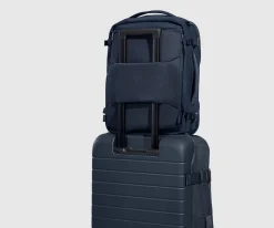Active Convertible Backpack 25L in Navy Blue