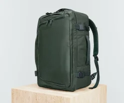 Active Convertible Backpack 45L in Forest Green