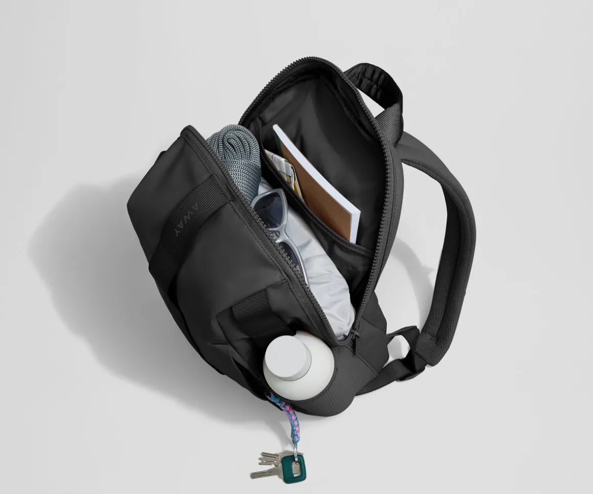 Active Daypack 20L in Jet Black