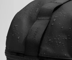 Active Daypack 20L in Jet Black