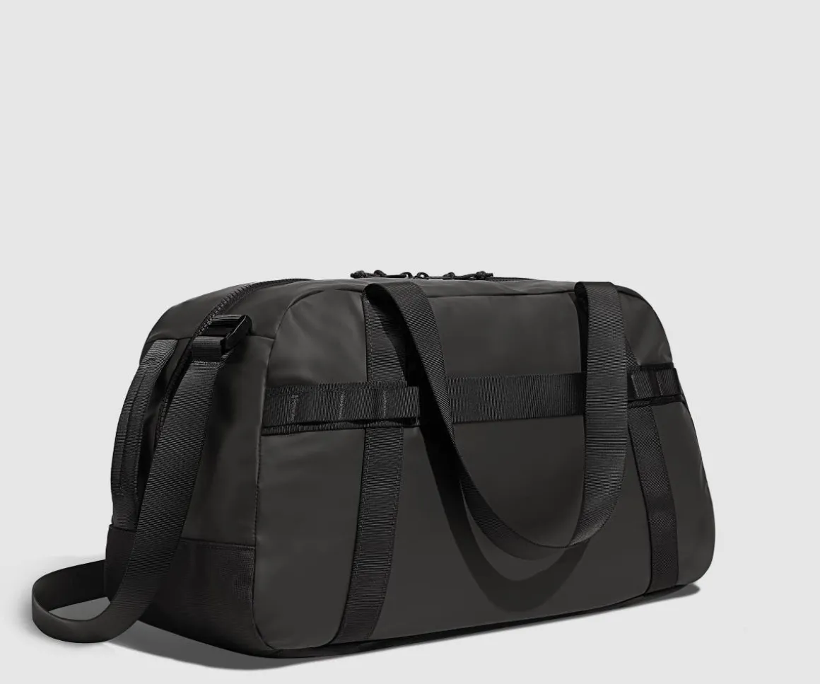Active Duffle 40L in Jet Black