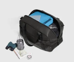 Active Duffle 40L in Jet Black