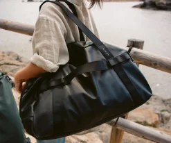 Active Duffle 40L in Jet Black