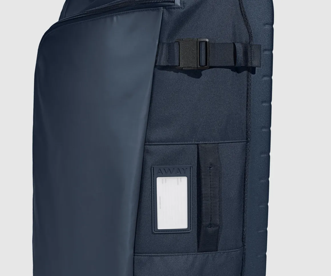 Active Rolling Duffle 85L in Navy Blue