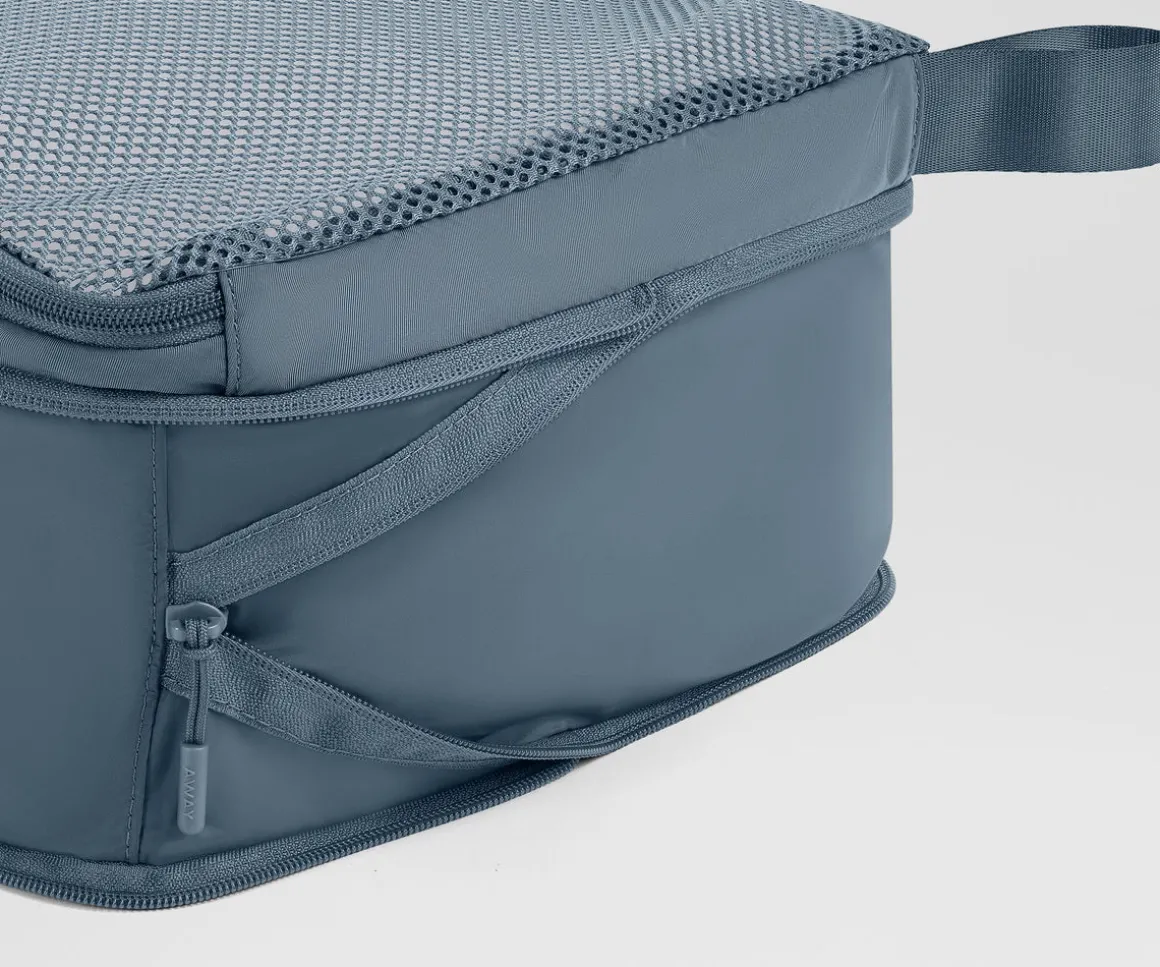 Compression Packing Cubes in Coast Blue