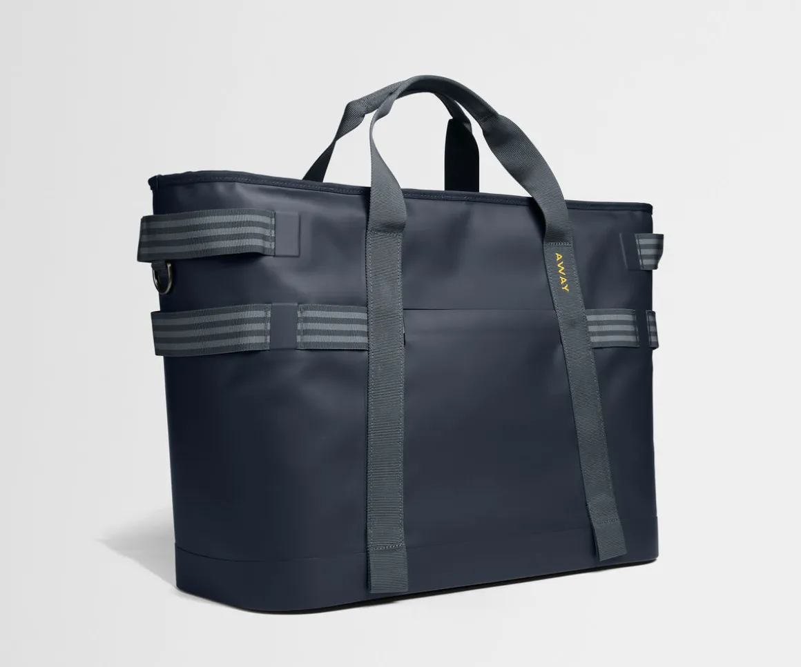 Cooler Tote in Navy Blue