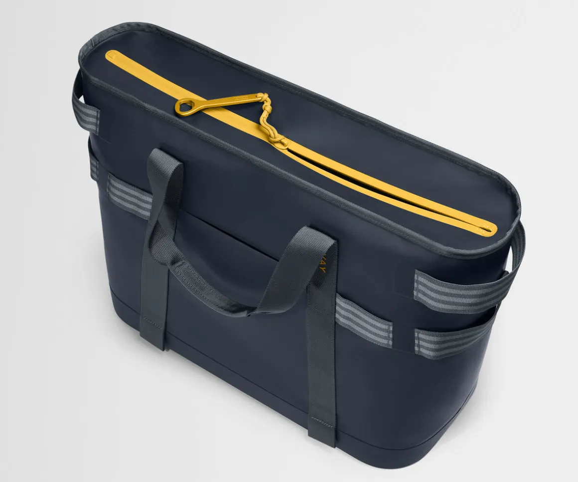 Cooler Tote in Navy Blue