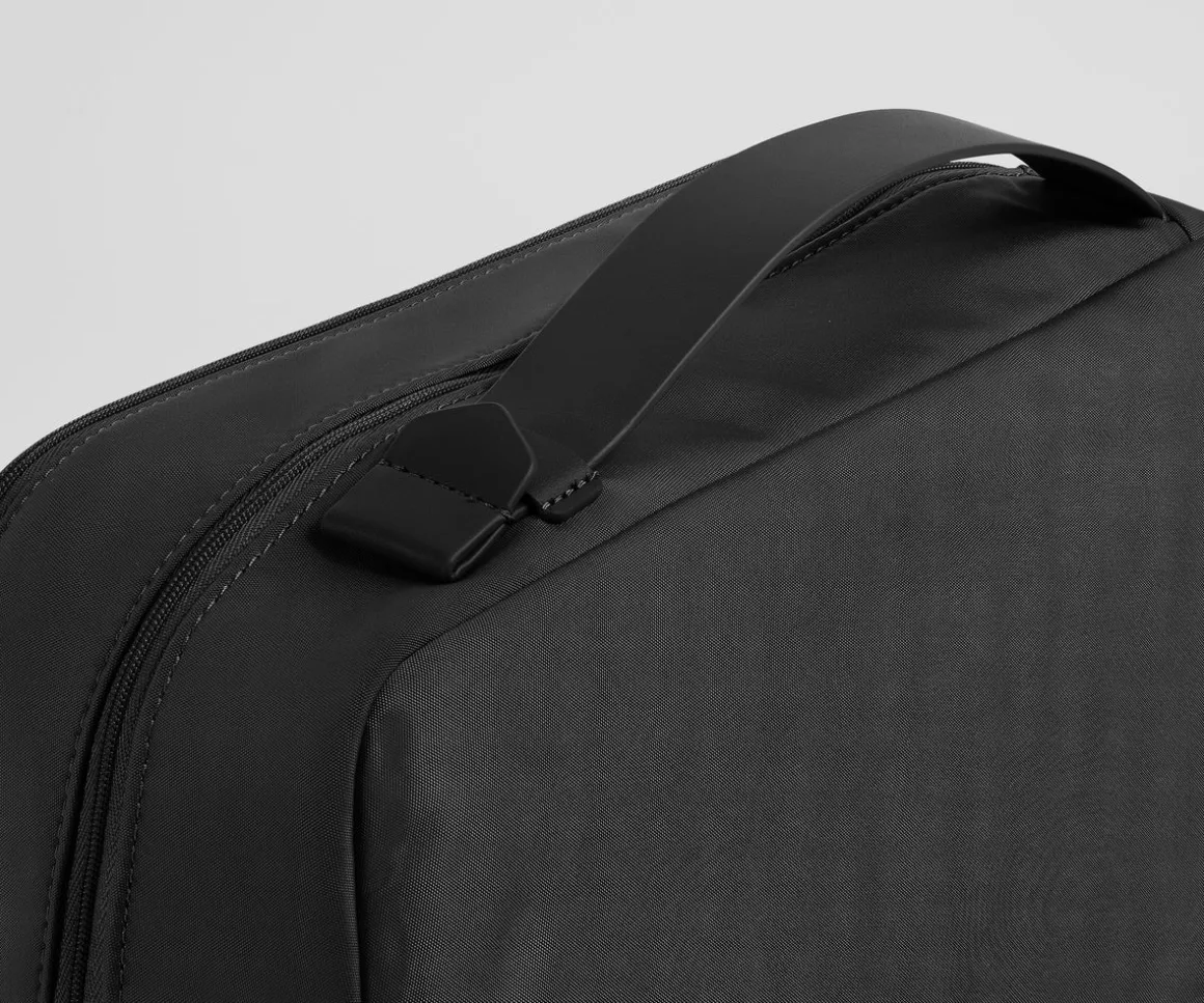Extra Large Toiletry Bag in Jet Black