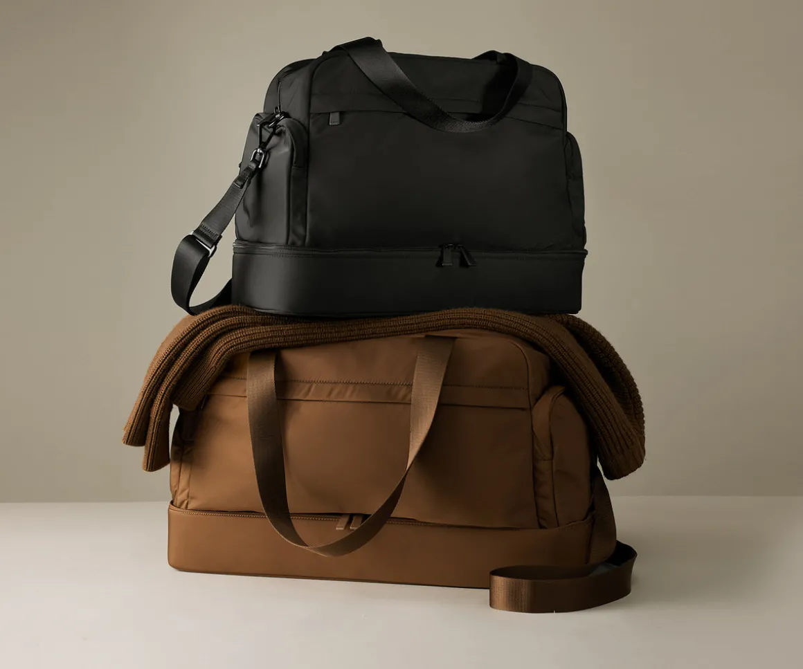 Featherlight Overnight Bag in Jet Black