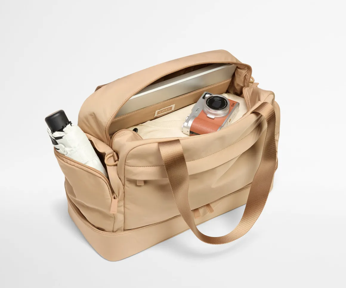Featherlight Overnight Bag in Camel Brown
