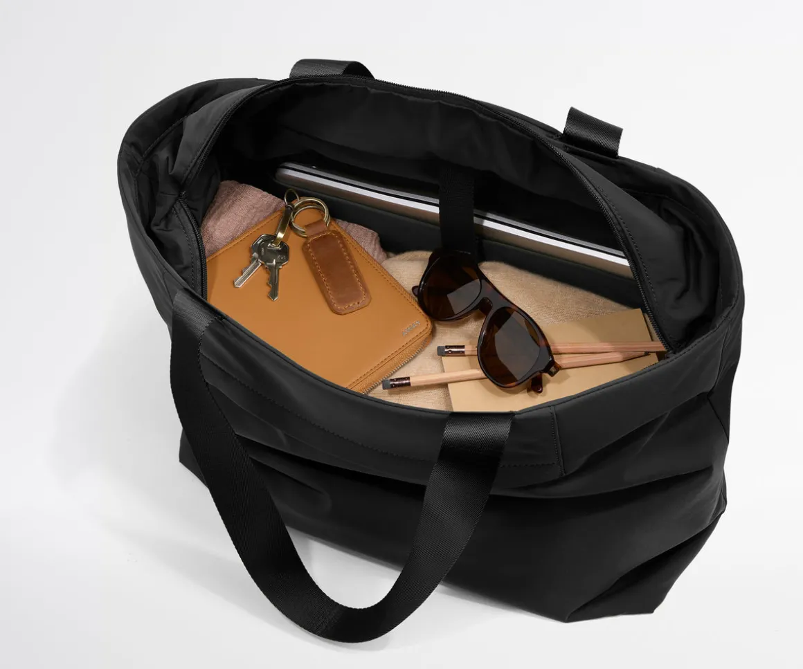 Featherlight Tote in Jet Black