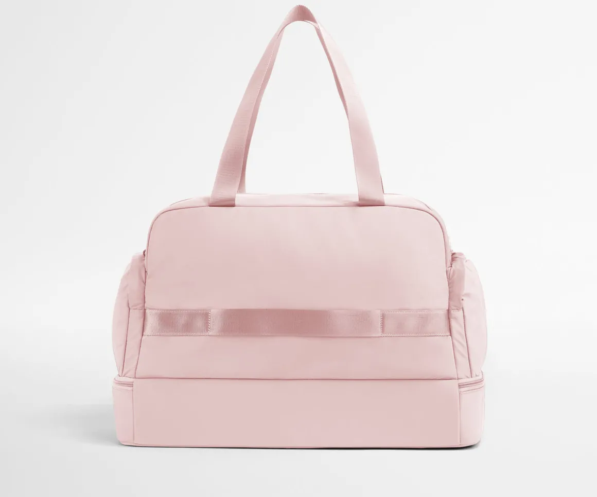 Featherlight Weekender in Blush Pink