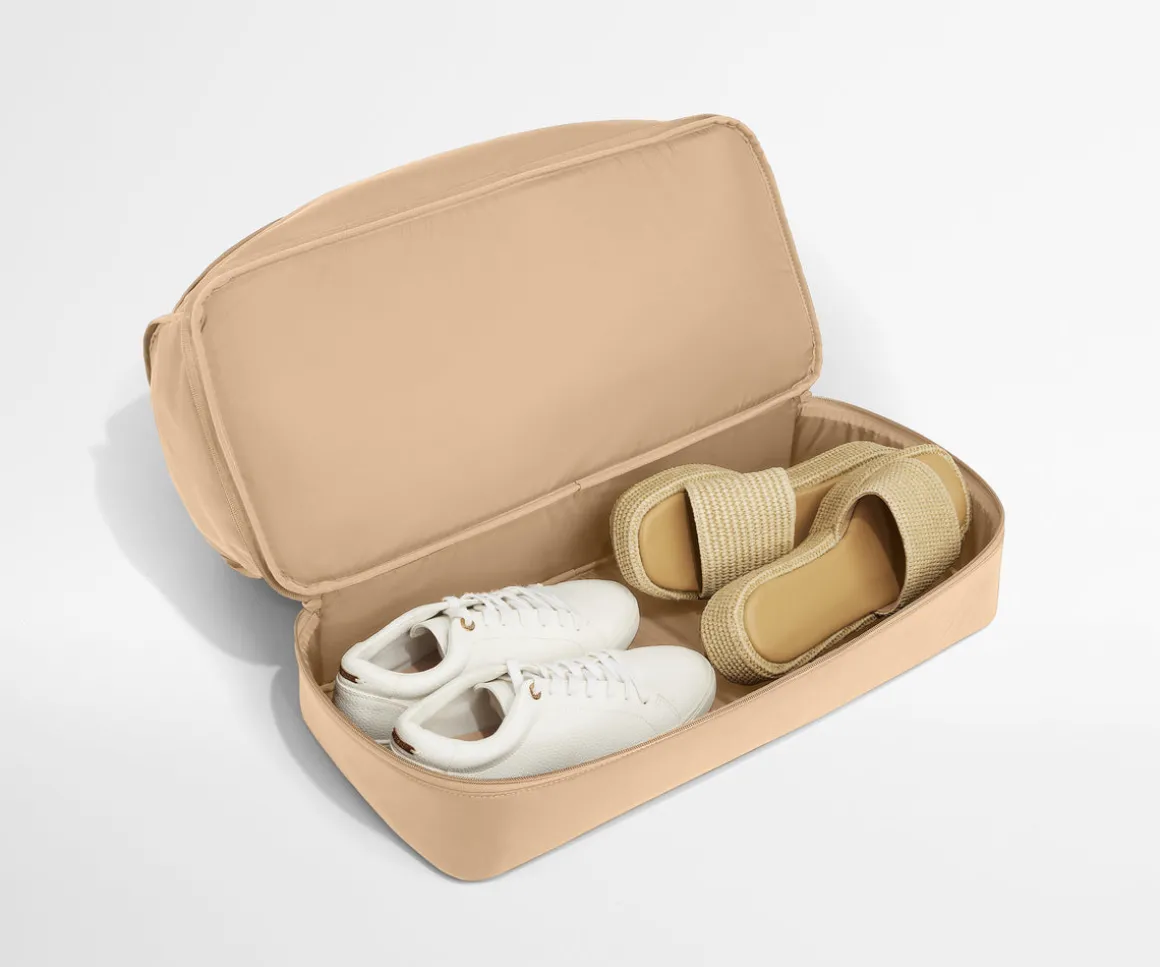 Featherlight Weekender in Camel Brown