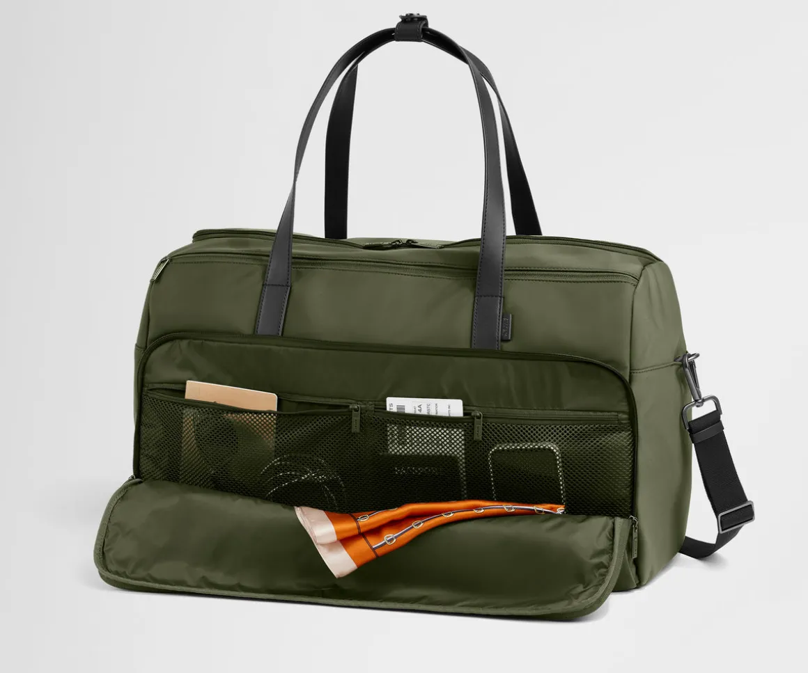 Garment Duffle in Olive Green