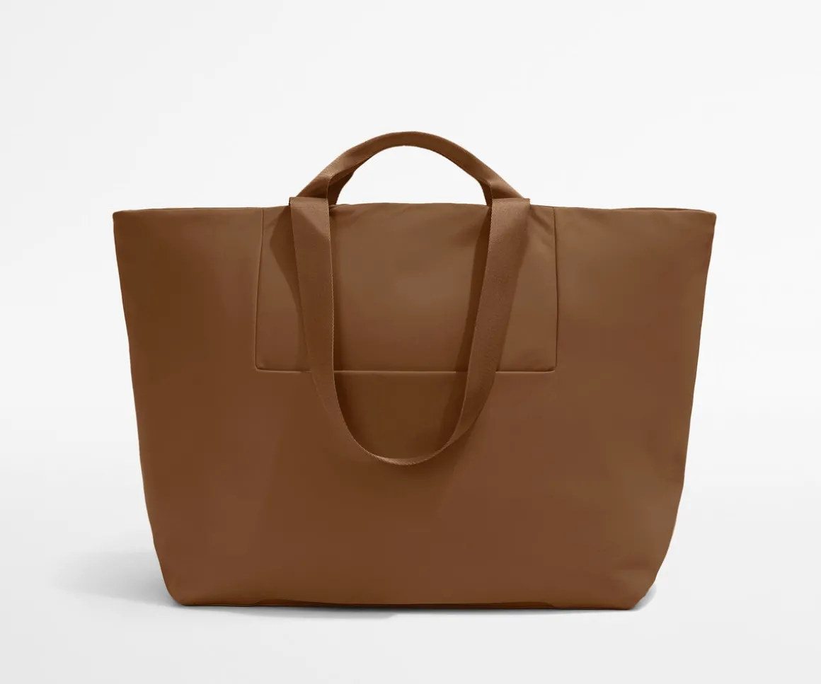 Large Featherlight Tote in Amaro Brown