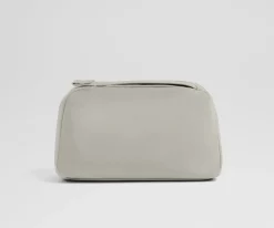 Large Toiletry Bag in Cloud Gray