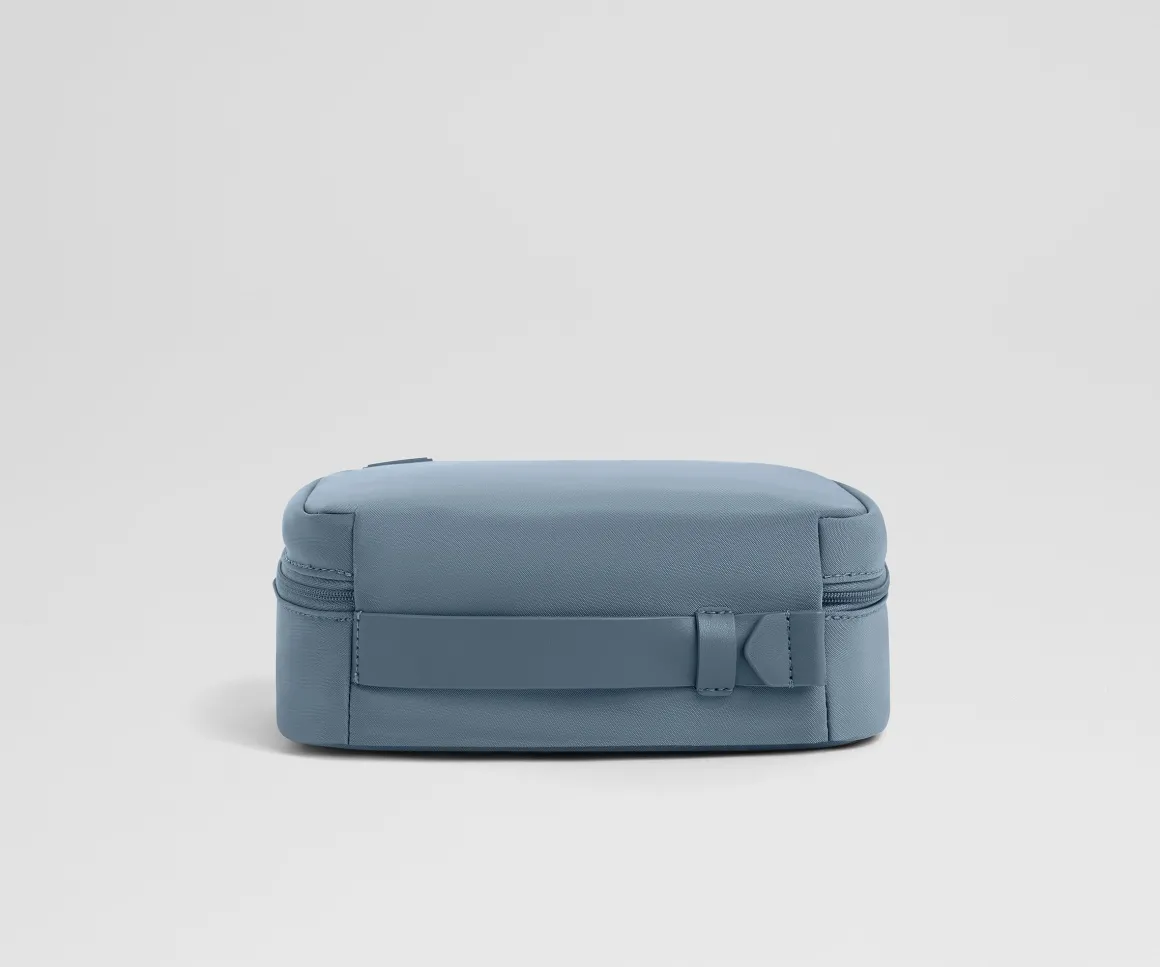 Small Toiletry Bag in Coast Blue