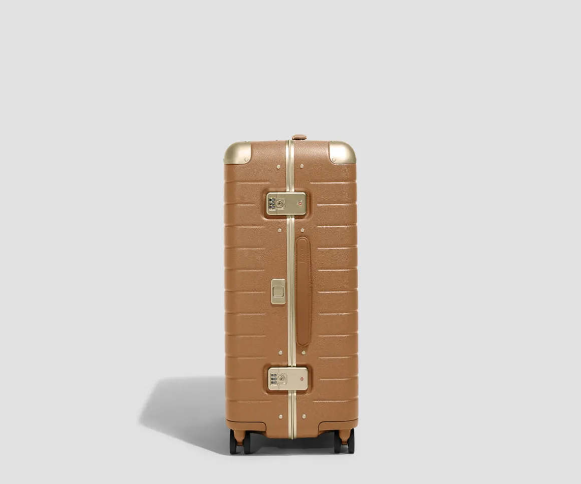The Aluminum Edge Medium in Cognac Brown