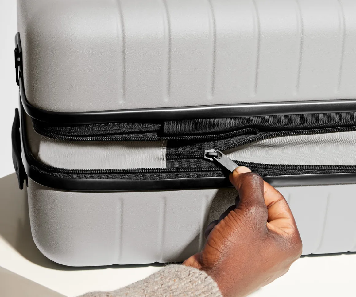 The Bigger Carry-On Flex in Cloud Gray