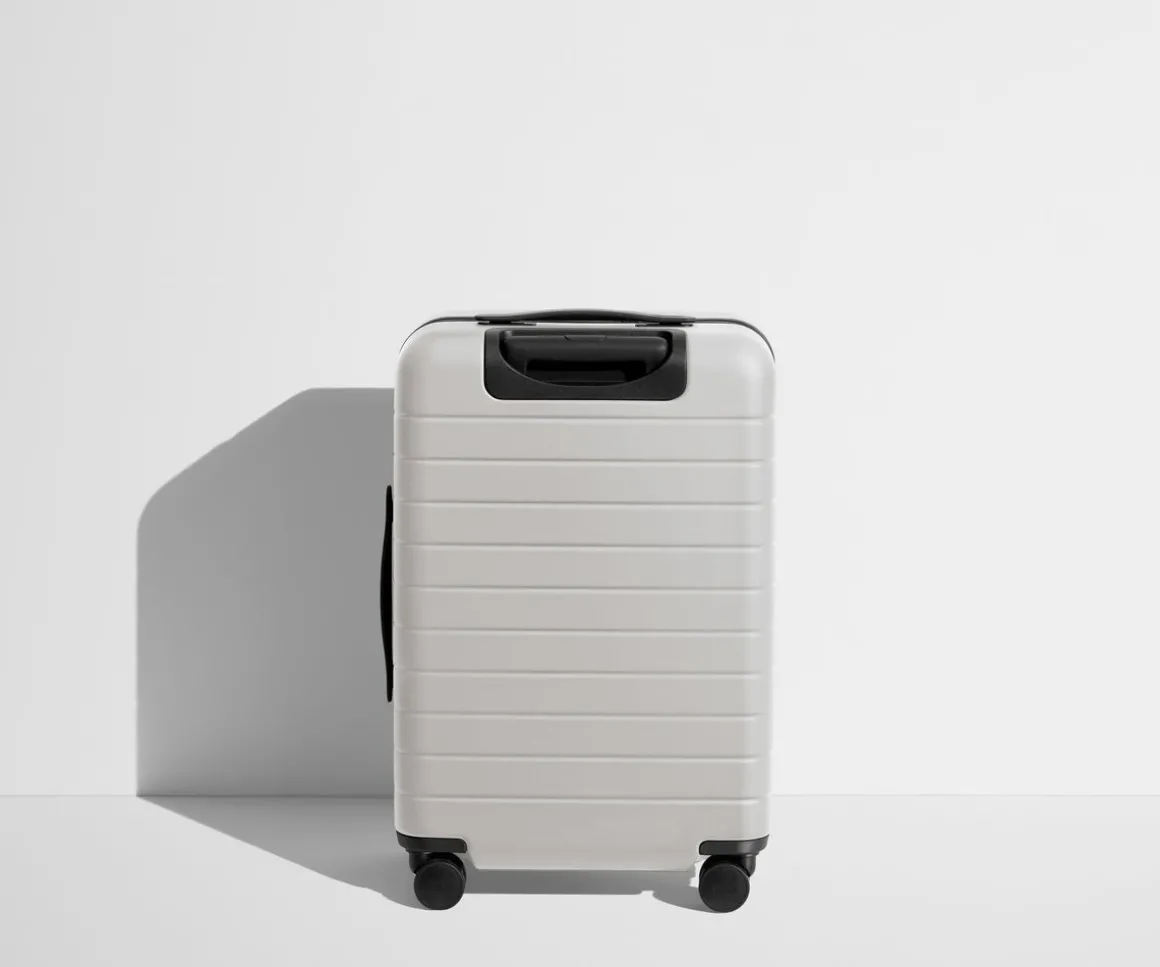 The Bigger Carry-On Flex in Cloud Gray