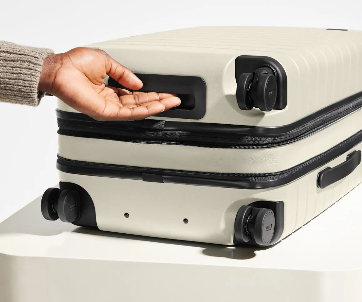 The Carry-On Flex in Salt White