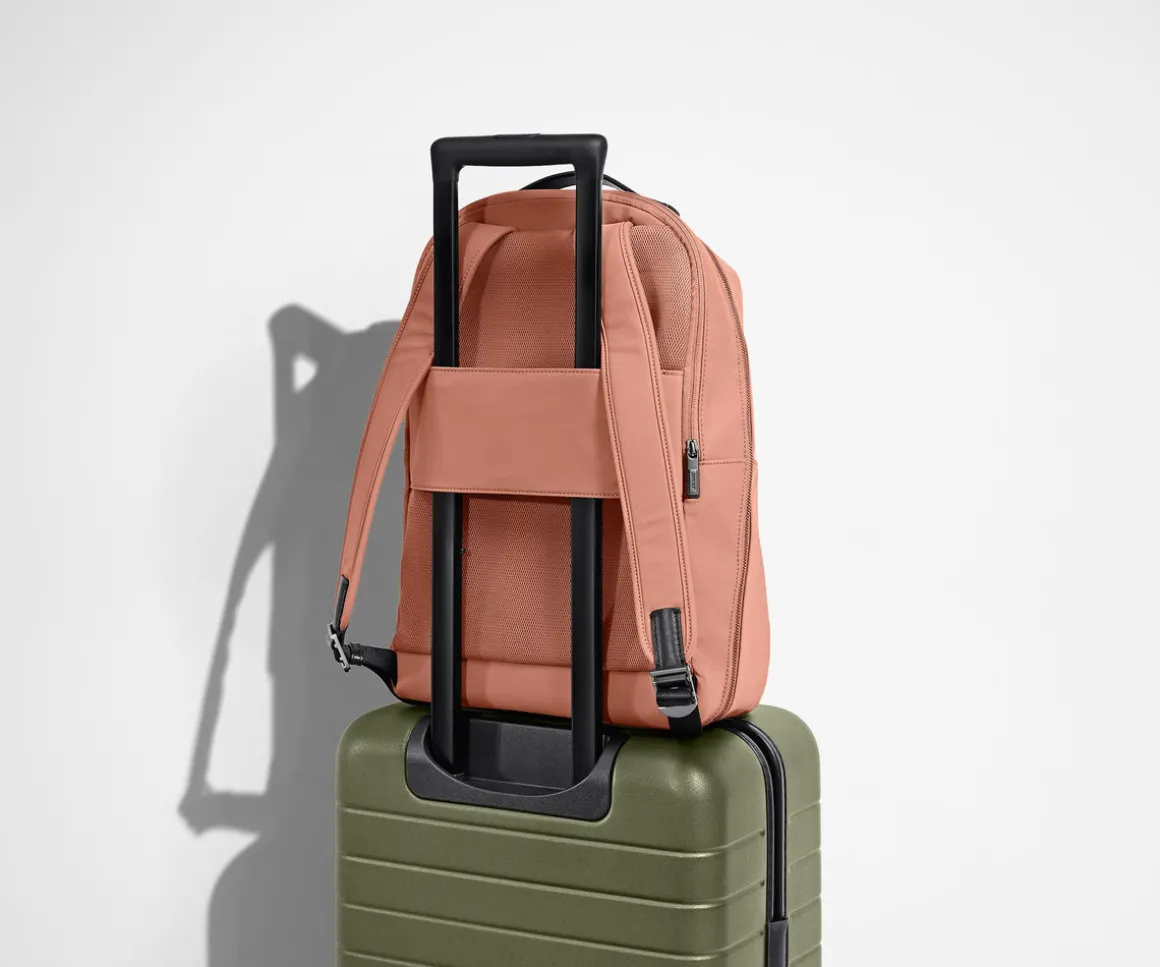 The Everywhere Zip Backpack in Clay Pink