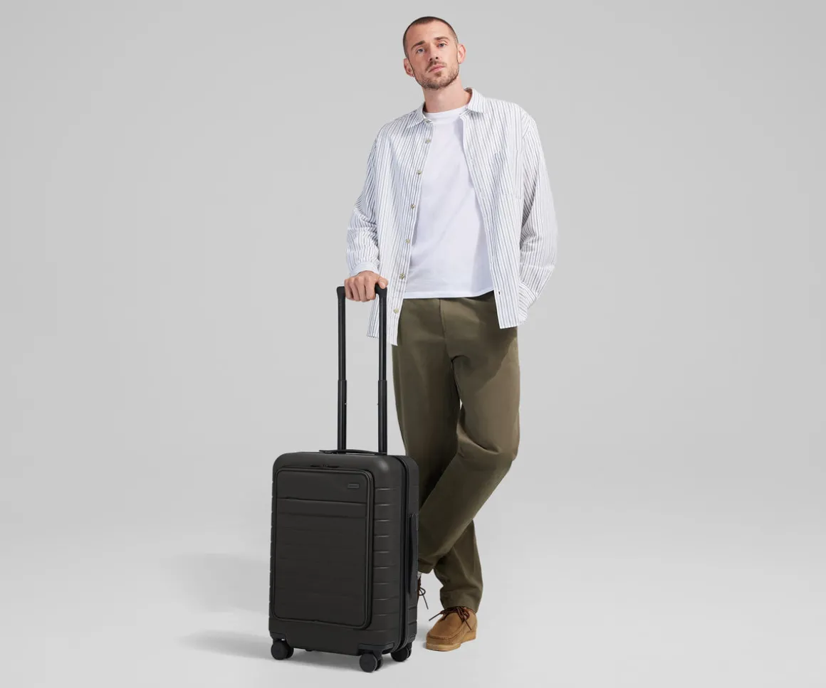 The Executive Bigger Carry-On in Jet Black