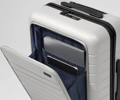 The Executive Bigger Carry-On in Cloud Gray