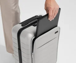 The Executive Carry-On in Cloud Gray