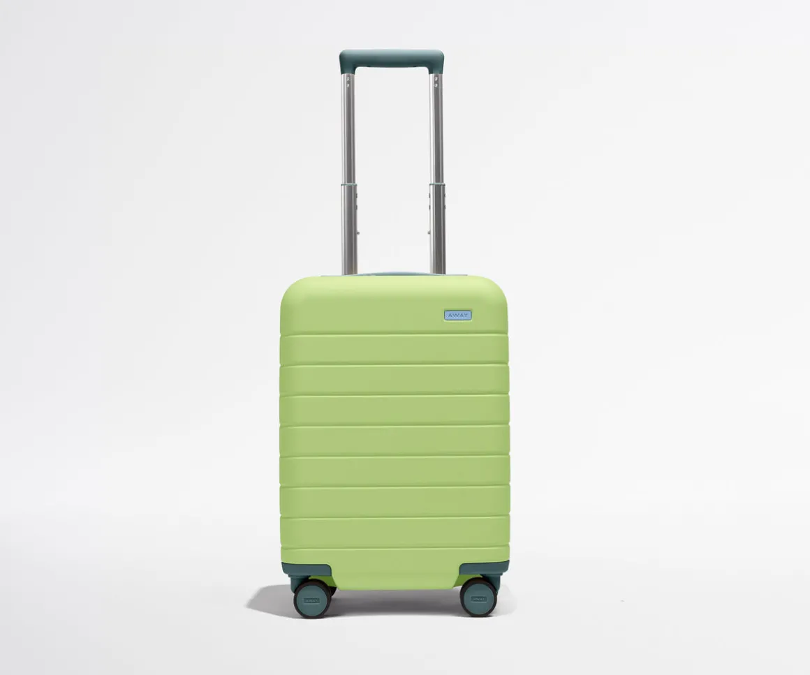 The Kids Carry-On in Honeydew Green