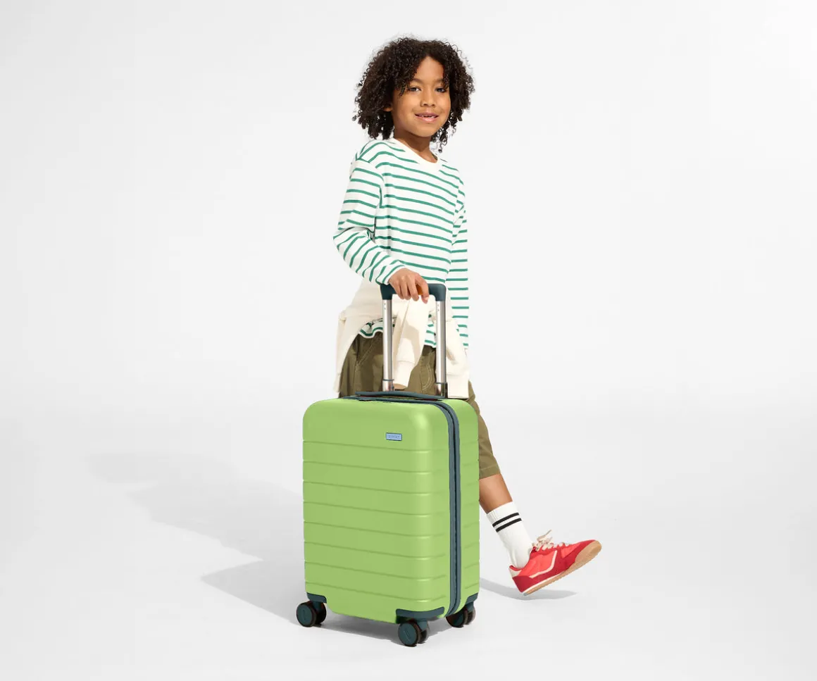 The Kids Carry-On in Honeydew Green