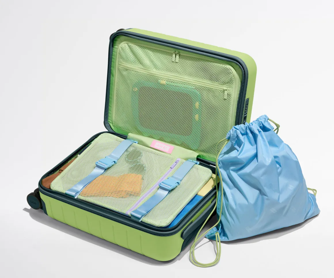 The Kids Carry-On in Honeydew Green