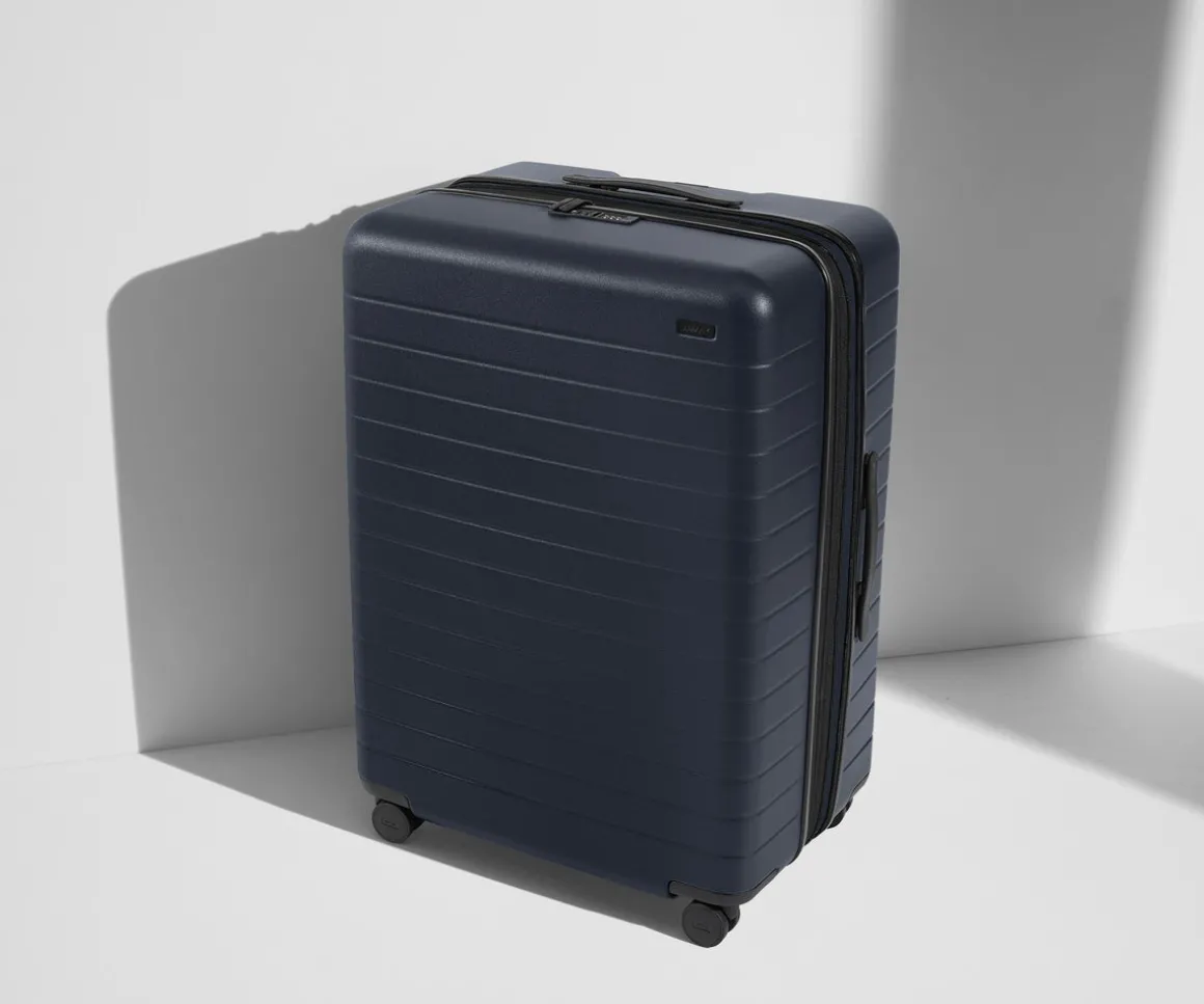 The Large Flex in Navy Blue