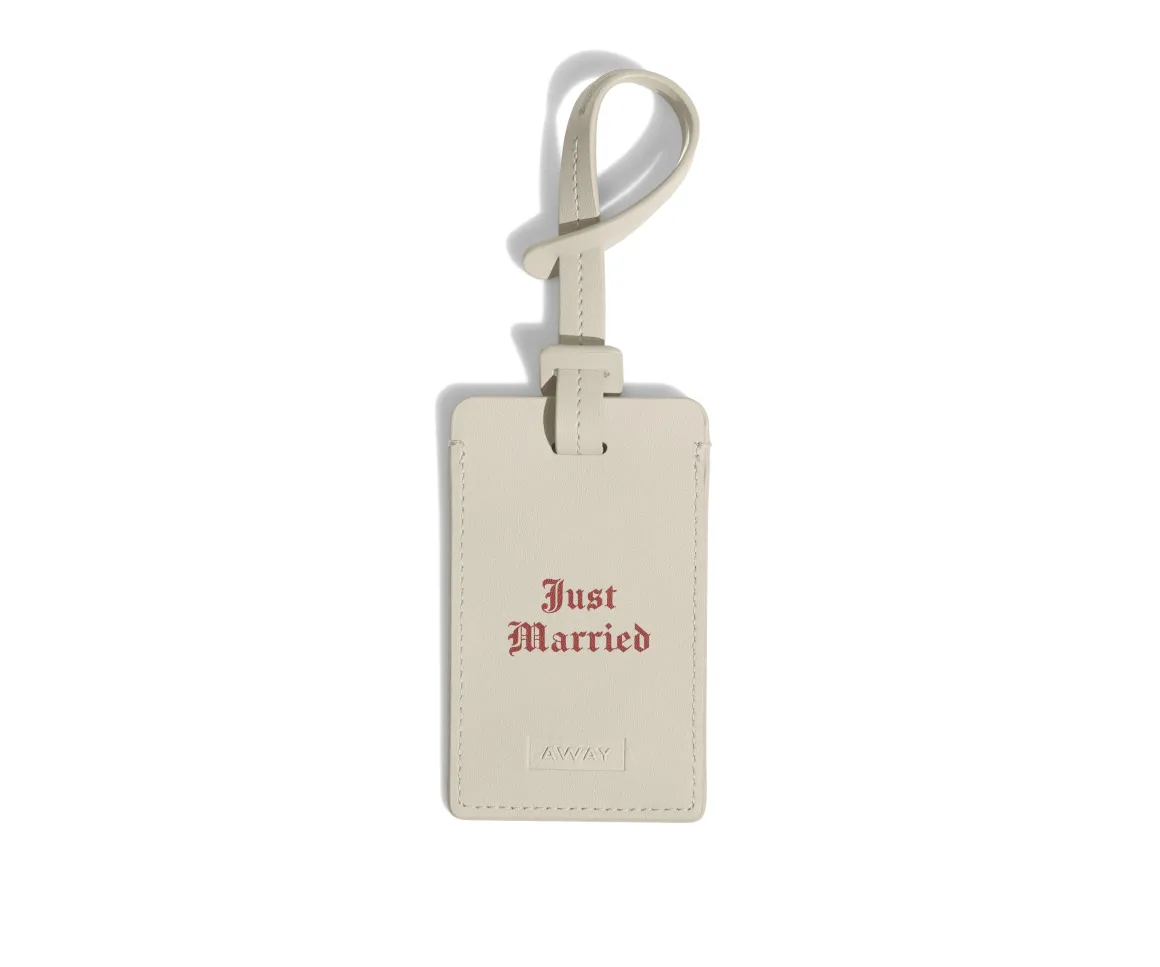 The Luggage Tag in Honeymoon