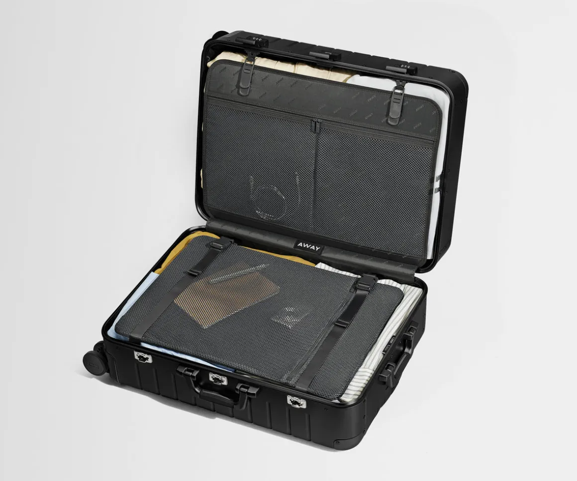 The Medium: Aluminum Edition in Onyx Black