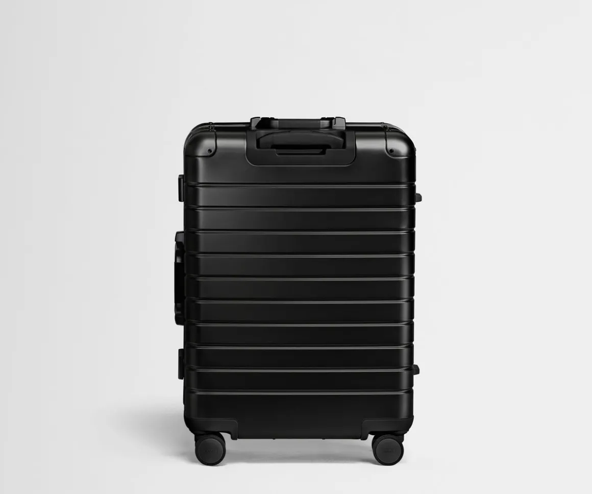 The Medium: Aluminum Edition in Onyx Black