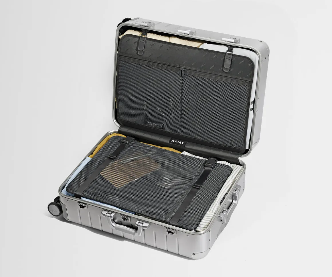 The Medium: Aluminum Edition in Silver