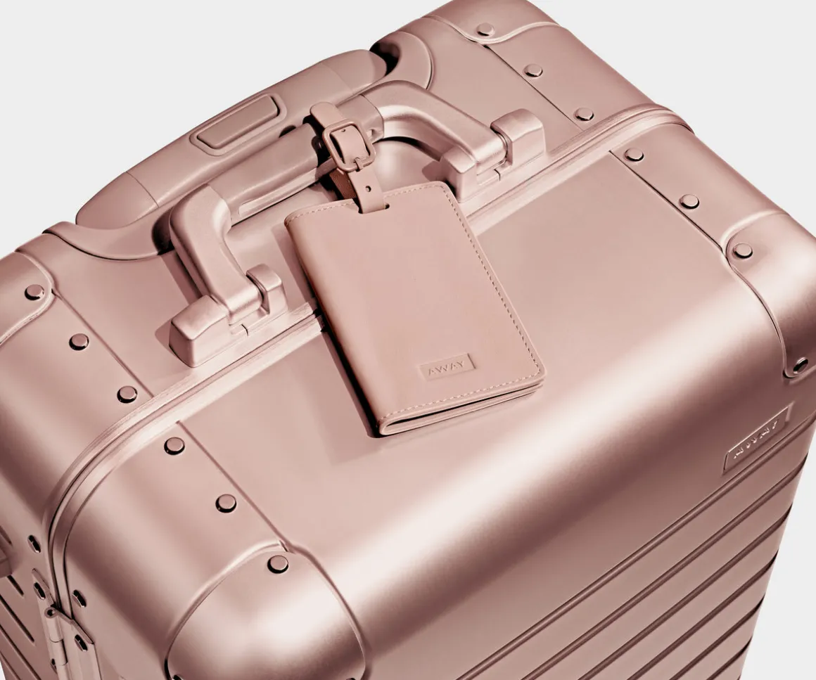 The Medium: Aluminum Edition in Rose Gold