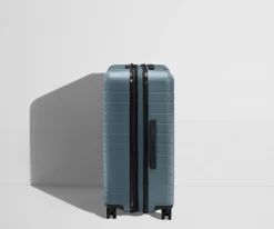 The Medium Flex in Coast Blue