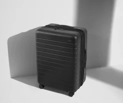 The Medium Flex in Jet Black