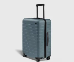 The Medium in Coast Blue