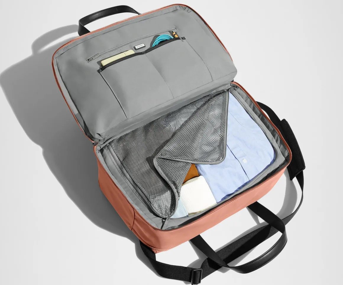 The Overnight Bag in Clay Pink