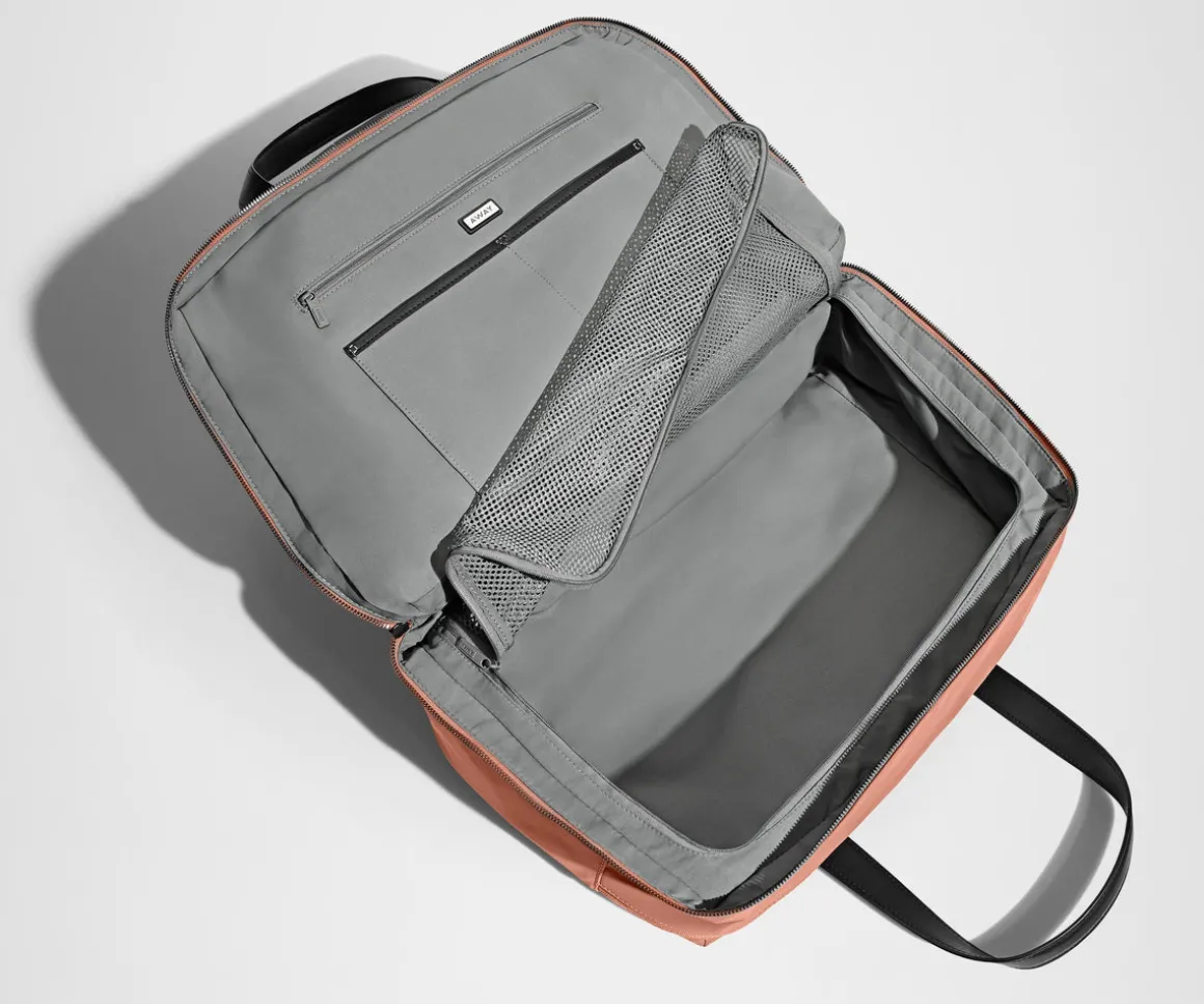 The Overnight Bag in Clay Pink