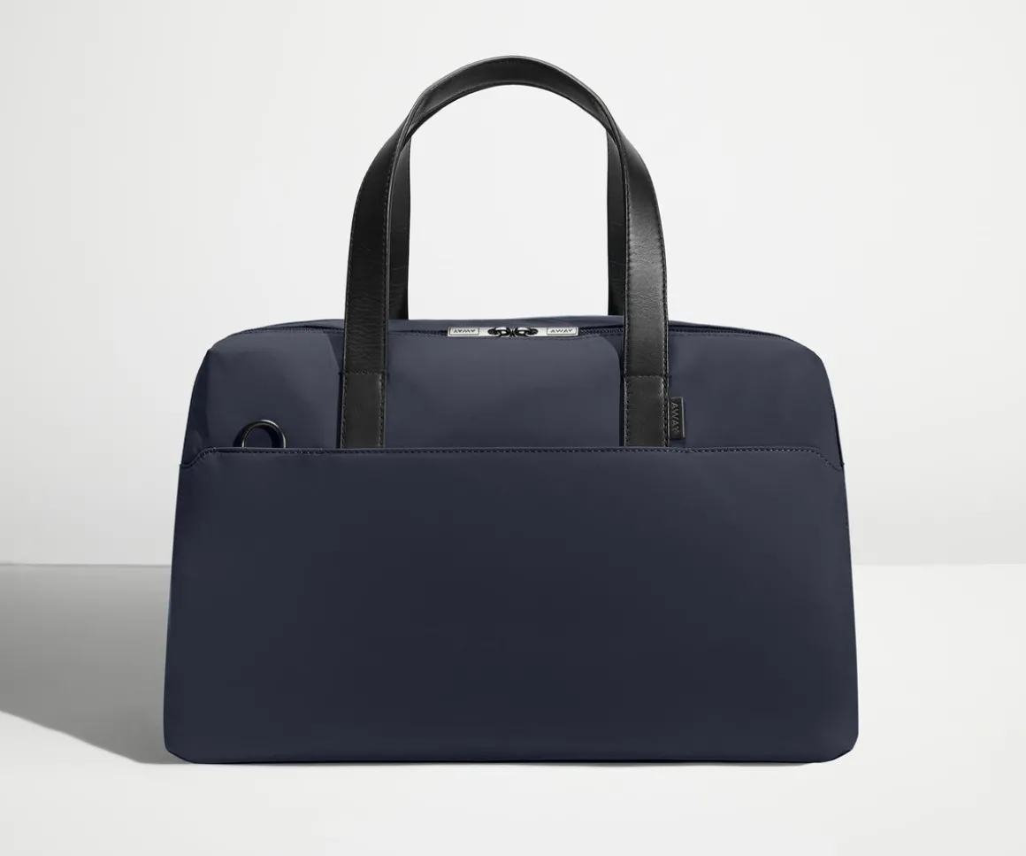 The Overnight Bag in Navy Blue