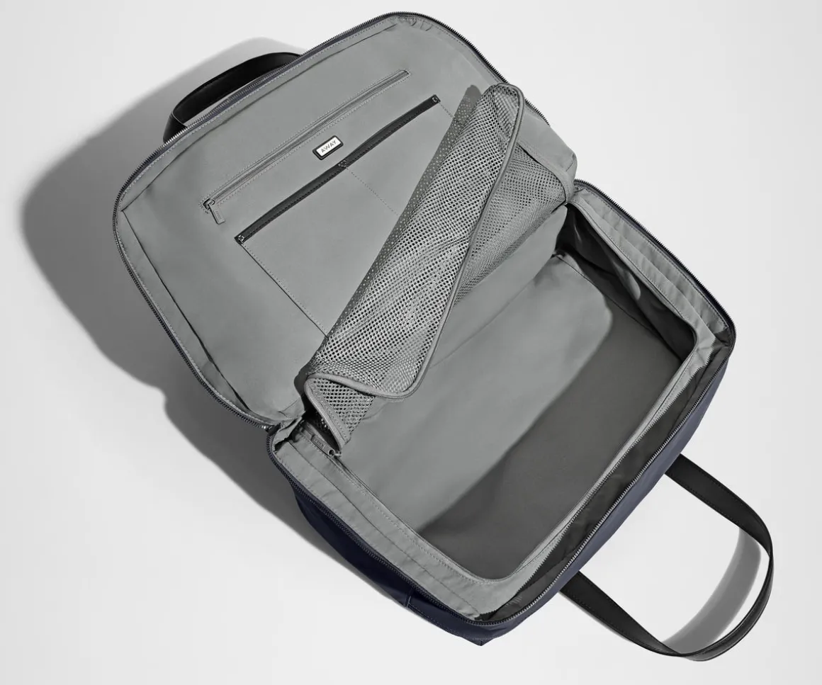 The Overnight Bag in Navy Blue