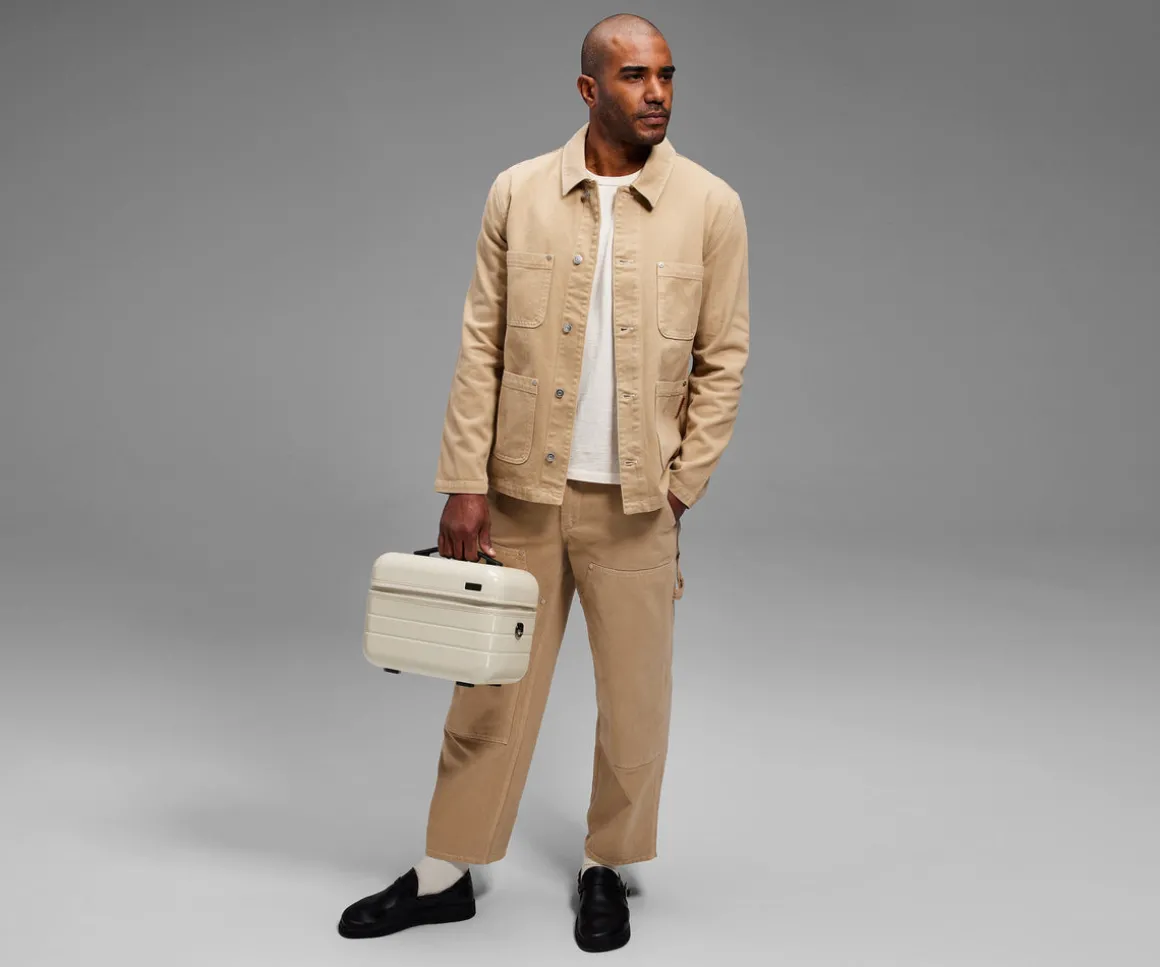 The Train Case in Salt White (Gloss)