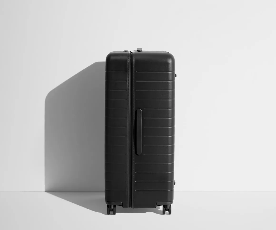 The Trunk in Jet Black