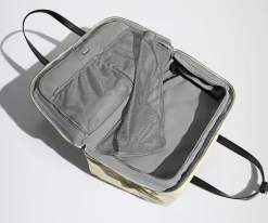 The Weekender in Salt White