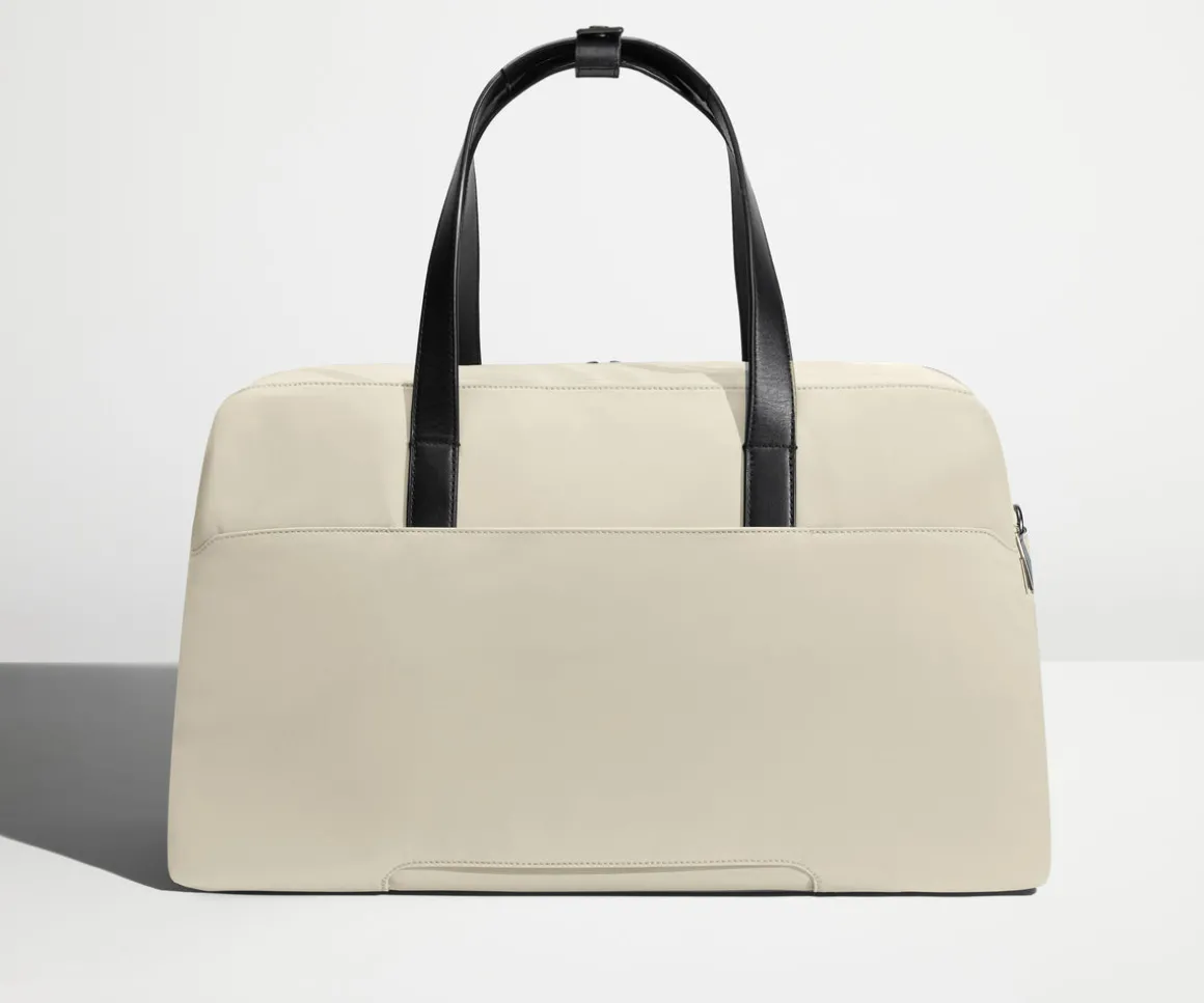 The Weekender in Salt White
