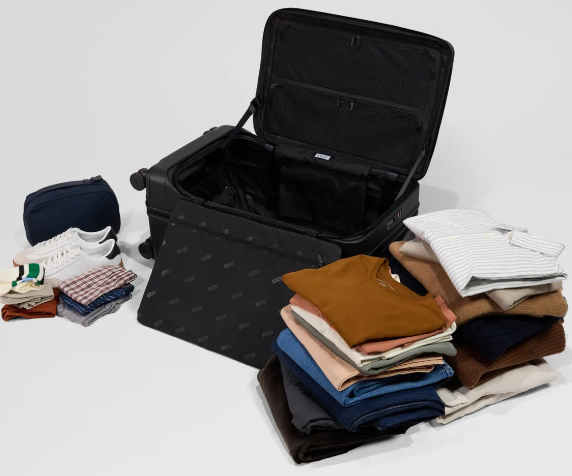 Topside Medium Trunk in Jet Black